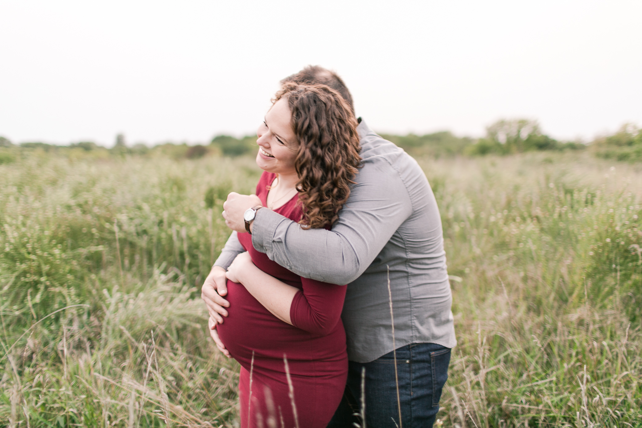 Kansas City Maternity Photographer Alissa Bird Portraits Field & Lake Session