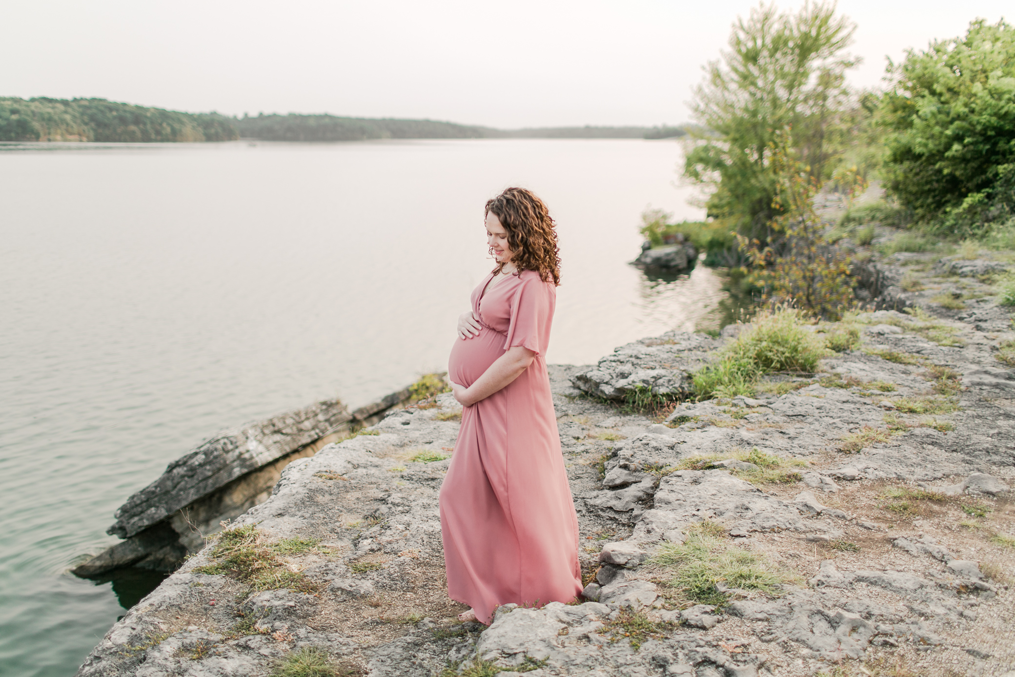 Kansas City Maternity Photographer Alissa Bird Portraits Lake Session