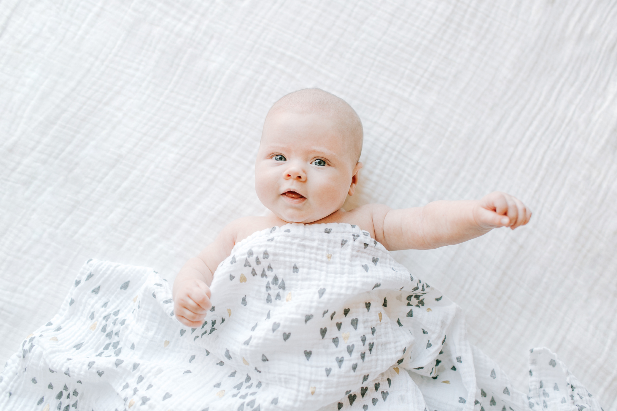 Kansas-City-Newborn-Photography-In-Home-Lifestyle-Newborn-Session-Alissa-Bird-Portraits-3