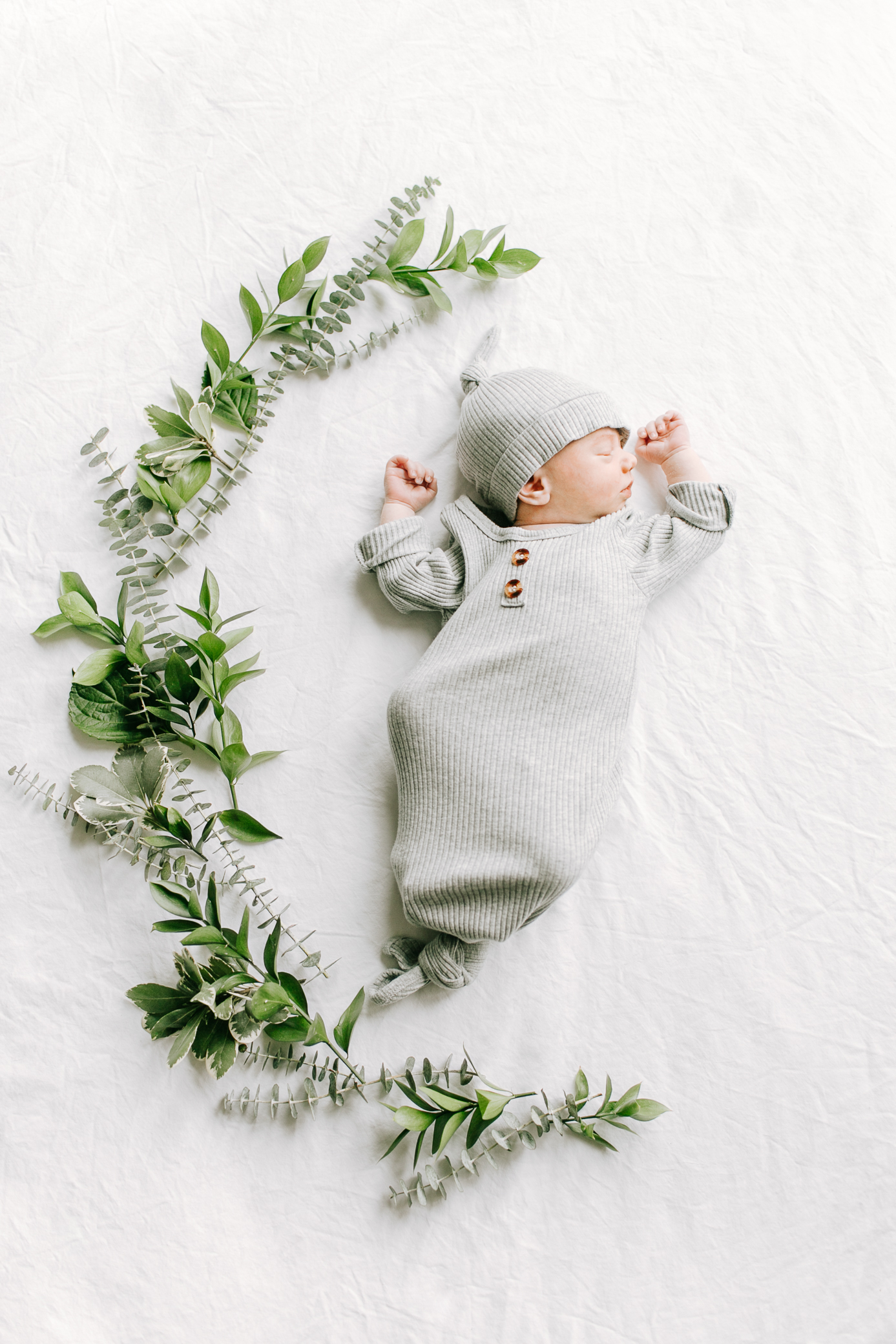 Kansas-City-Newborn-Photographer-Olathe-In-Home-Lifestyle-Newborn-Session-Alissa-Bird-Portraits-12