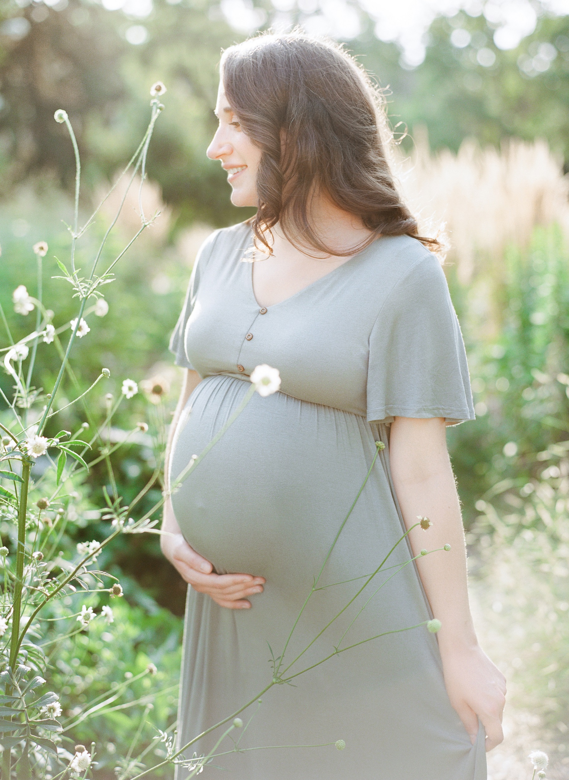 Kansas-City-Maternity-Photography-Kansas-City-Film-Photographer-Kansas-City-Maternity-Photographer-Kansas-City-Summer-Garden-Maternity-Session-Alissa-Bird-Portraits-7