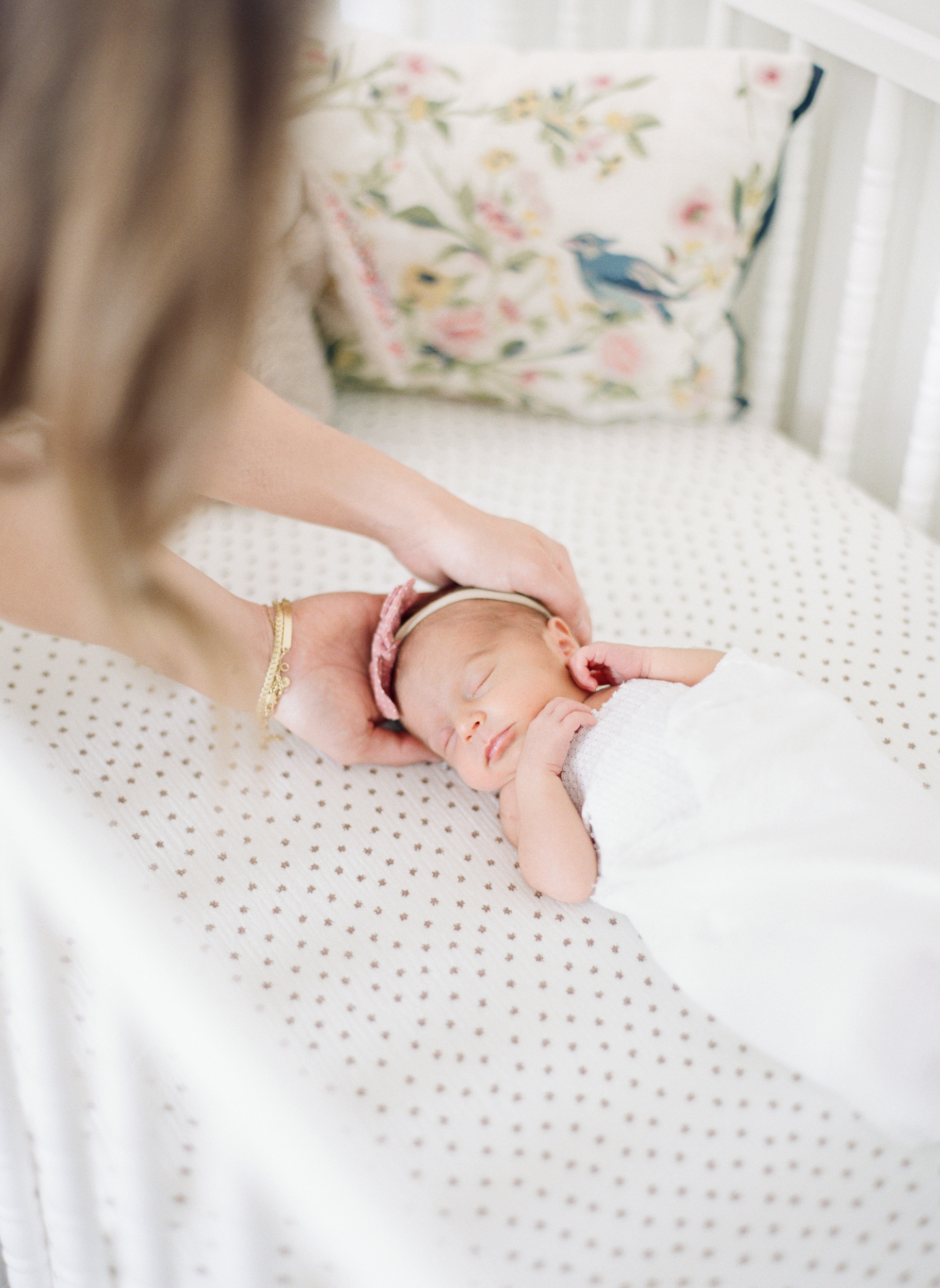 Kansas-City-Film-Photographer-Kansas-City-Heirloom-Newborn-Photos-On-Film-Kansas-City-Natural-Baby-Photos-Kansas-City-Baby-Photographer-Kansas-City-Newborn-Photographer-13