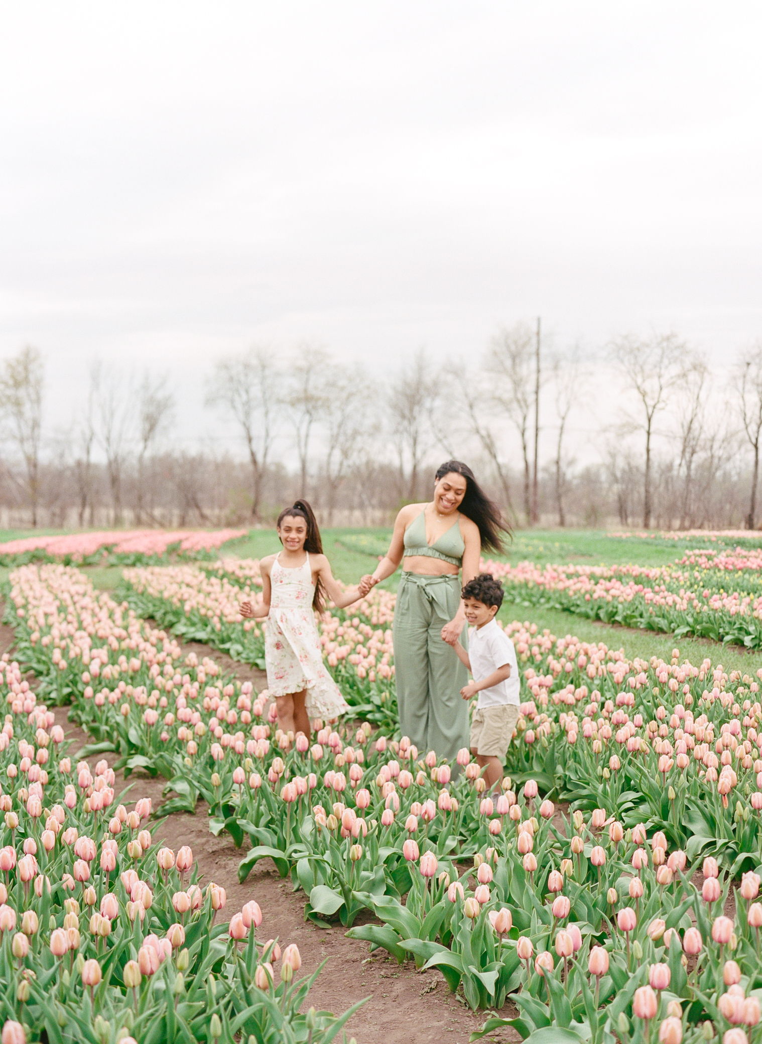 Kansas City Family Photographer Spring Tulip Field photos KC film photographer
